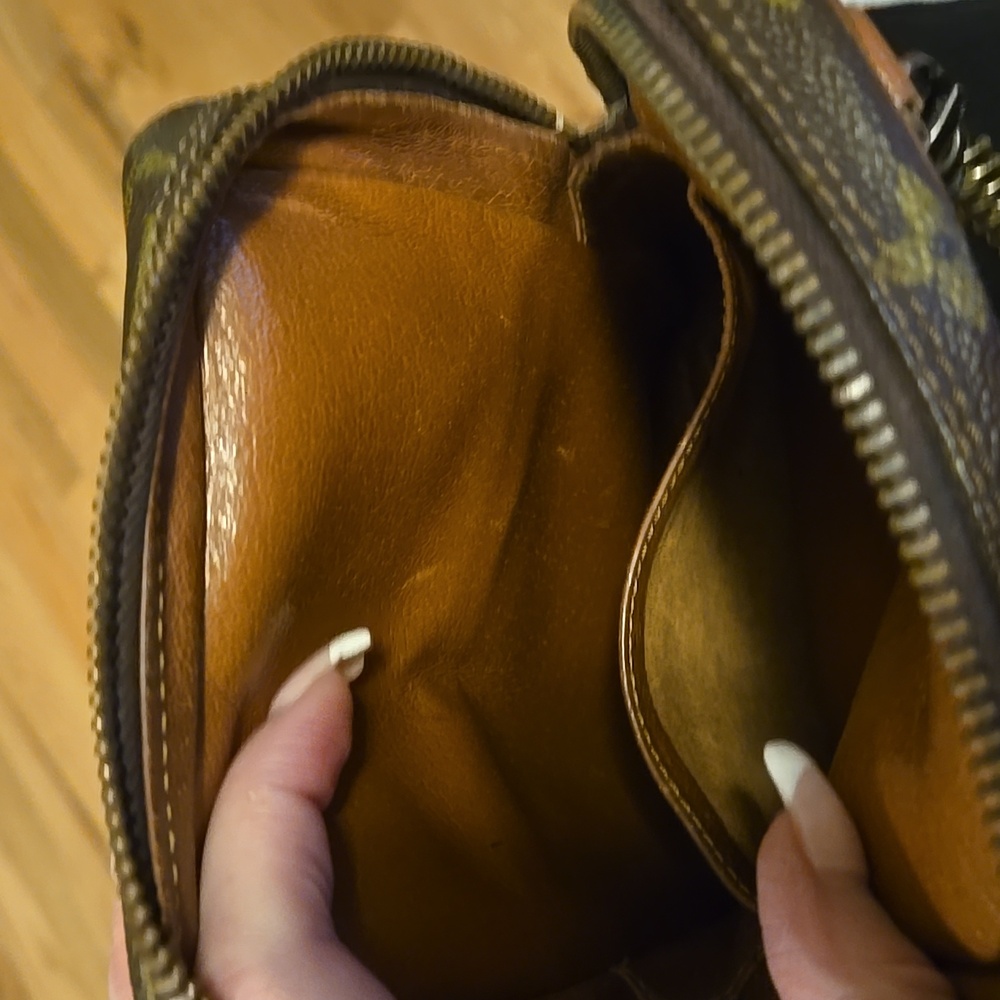 Authentic LV bag - Picture 5 of 5